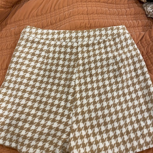 Never worn set. Skort and a blazer. Fun funky pattern. - Picture 7 of 9